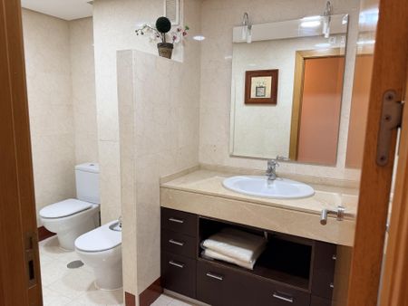 Piso de alquiler en Calle Torrevejenses Ausentes, 2, Centro - Muelle Pesquero - Photo 5