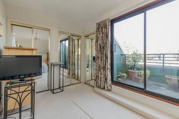 3 bedroom apartment to rent - Photo 1