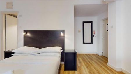 Studio to rent - Photo 3