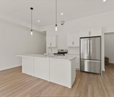 For Lease - 2275 WELLESLEY Avenue Unit# 4, Windsor, Ontario - Photo 3