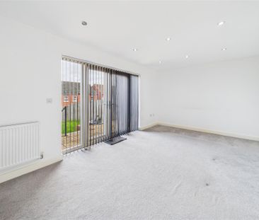 3 bedroom Town house to rent - Photo 2