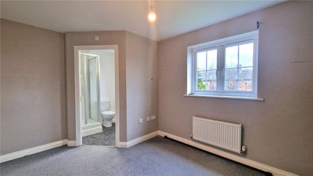 2 bedroom semi-detached house to rent - Photo 3