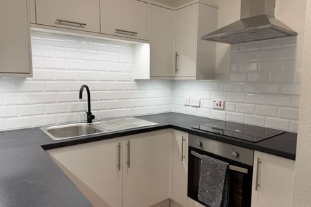 Langney Road - Photo 4