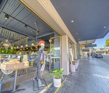 Location, Location - Photo 5