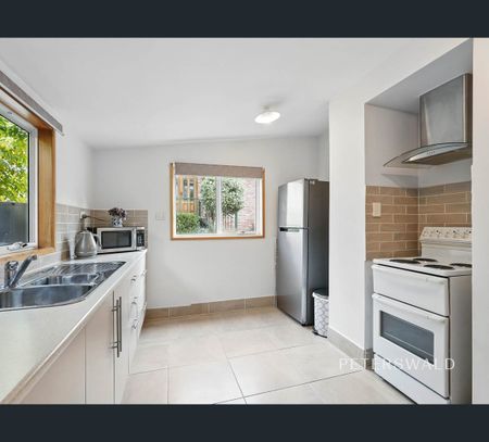 1/96 Cascade Rd, South Hobart, Tas 7004 - Photo 3