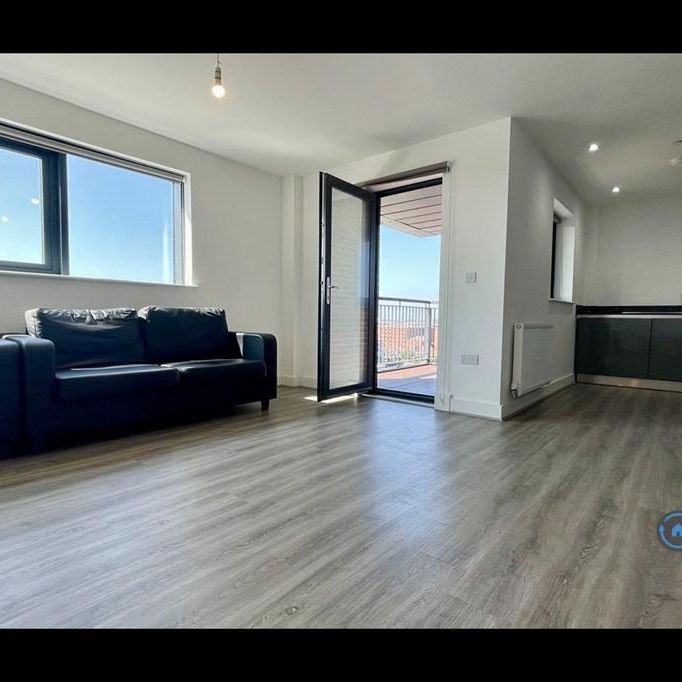 2 bedroom flat to rent - Photo 1