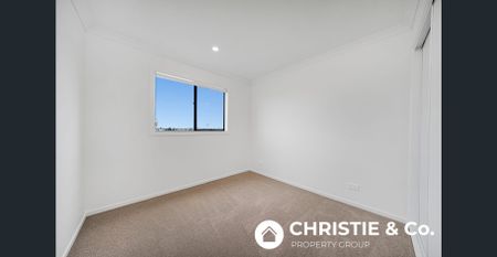 Brand New 3 Bedroom Home Available Now!! - Photo 4
