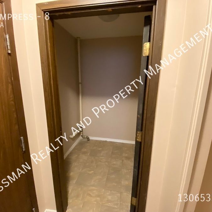 1 bed 1 bath APARTMENT located in Rosemont, Regina, SK. - Photo 1