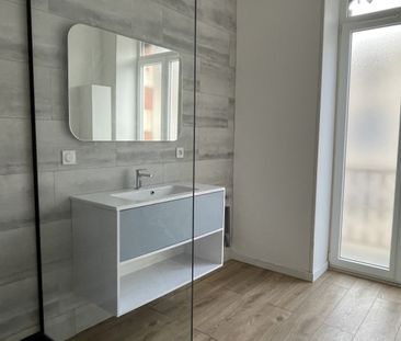 Location Appartement P3 Vue sur la chaîne des puys rénové(e) Thiers - Photo 1