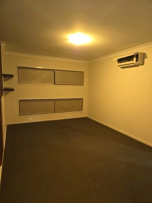 37 Stoneleigh Reserve Boulevard, Logan Reserve, QLD 4133 - Photo 1