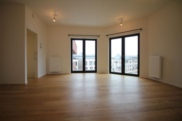 Direct from the Owner - Beautiful 2-Bedroom Apartment - Photo 1