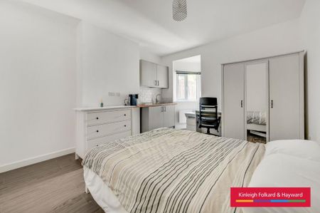 Studio to rent - Photo 5