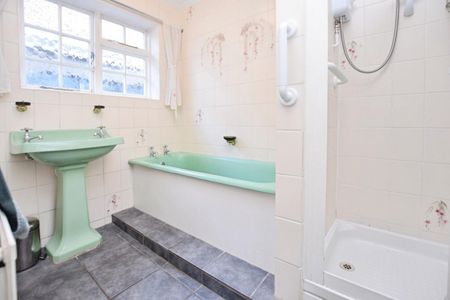 4 bedroom Bungalow To Let Total Size: 1507 SQ FT - Photo 2