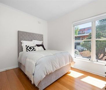 11/28 Wattle Road, Hawthorn - Photo 2