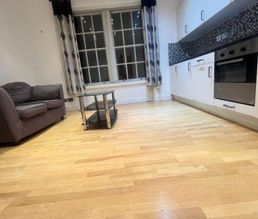 2 bedroom apartment to rent - Photo 2