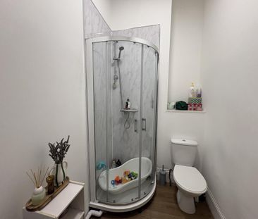 1 bedroom flat to rent - Photo 5