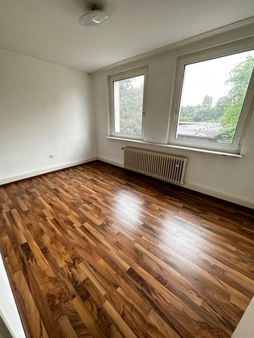 GEPFLEGTE 3,5 Zimmer Wohnung mit Balkon in Duisburg-Neudorf !!! - Foto 4