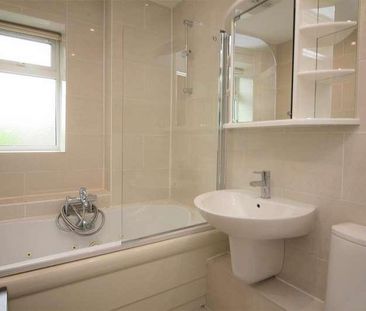 Woodfield Road, Radlett, Hertfordshire, WD7 - Photo 4