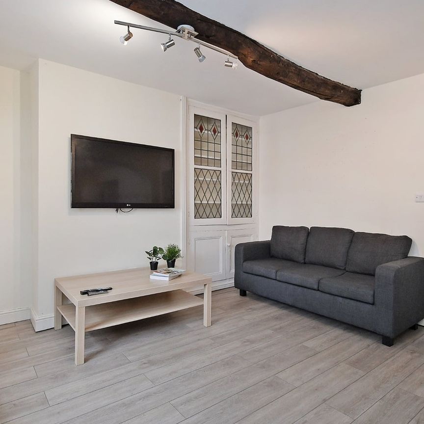 8 Bed Flat, London Road, S2 - Photo 1