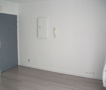 Location Appartement 2 pièces 27m² - Photo 5