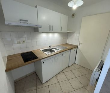 BEL APPARTEMENT EN RESIDENCE SECURISEE AVEC BALCON ET PARKING - Photo 4