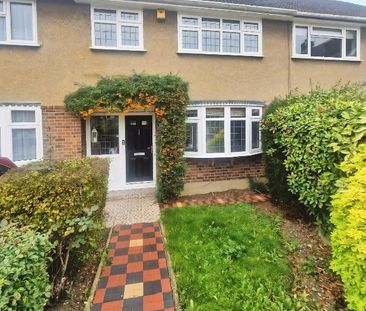 Wiltshire Avenue, Hornchurch, RM11 - Photo 4