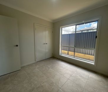 Modern & Cozy - Photo 5