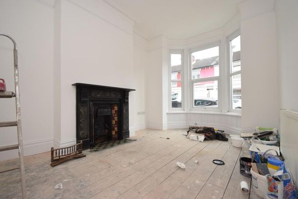 3 bedroom terraced house to rent - Photo 1