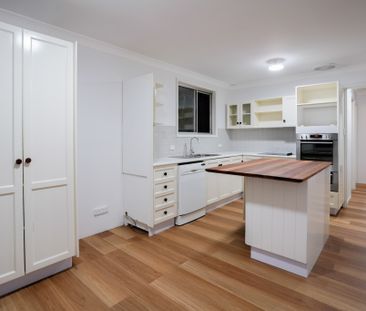 67 Queens Road, Leura NSW 2780 - House For Rent | Domain - Photo 4