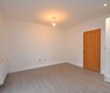 Egerton Street, Cardiff, CF5 - Photo 2