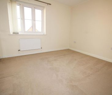 2 bedroom semi-detached house to rent - Photo 2