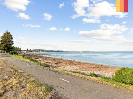 41 Battye Road, Encounter Bay SA 5211 - House For Rent | Domain - Photo 3