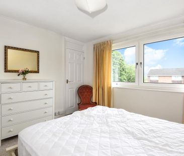 2 bedroom maisonette to rent - Photo 5