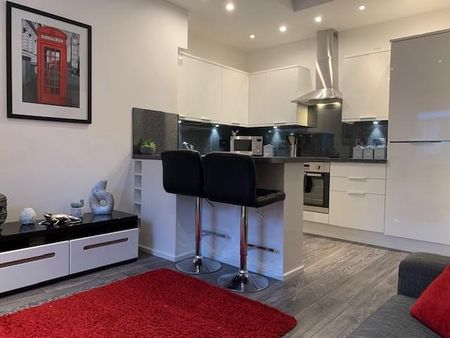 2 bedroom flat to rent - Photo 4