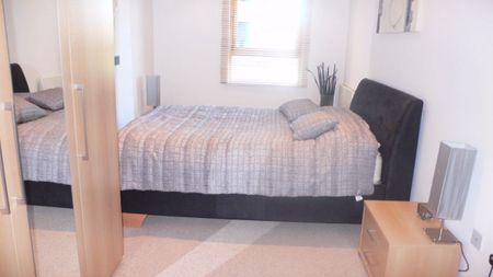 The Gateway East, Marsh Lane, Leeds, West Yorkshire, LS9 - Photo 4