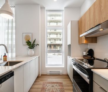 1230 Av De La Croisée, Terrebonne, QC - Photo 2