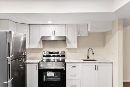 For Lease - 901 William Lee Avenue Unit# LOWER, Oshawa, Ontario - Photo 2