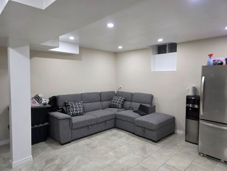 For Lease - 3 Heathbrook Avenue, Brampton, Ontario - Photo 4