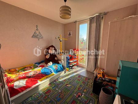 Location Appartement 4 pièces 91m² - Photo 4