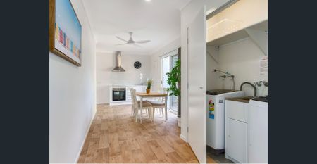 MODERN, FULLY FURNISHED, DESIGNER LOWSET STUDIO APARTMENT - Photo 3