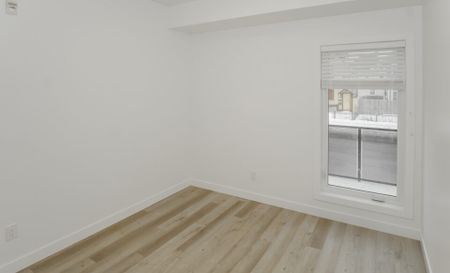 Bristol: Black Accents – 710 Westminster, Winnipeg, MB - Photo 5