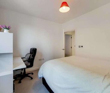 Galley House, Gallions Reach, E16 - Photo 3