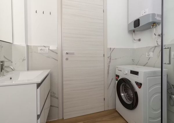 Via Dante di Nanni, Turin, Piedmont 10139