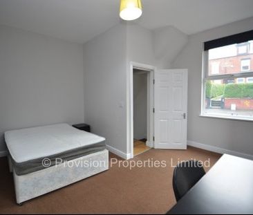 5 Bedroom Student Houses in Woodhouse - Photo 2