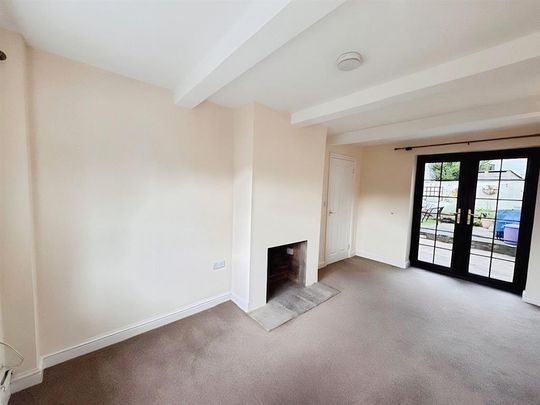 2 Llanishen, Chepstow, Monmouthshire - Photo 1