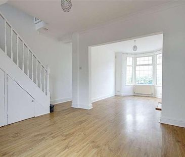 Bertram Road, Enfield, EN1 - Photo 3