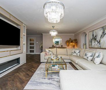 4 bedroom detached house to rent - Photo 3