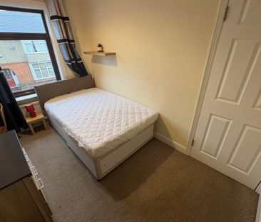 Delapre Crescent Road - Photo 2