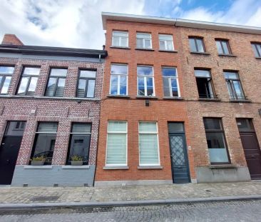 Ruime burgerswoning met zonnige tuin - Photo 2