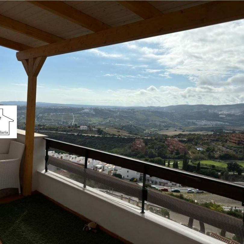 Atico en Doña Julia, Casares - Photo 1